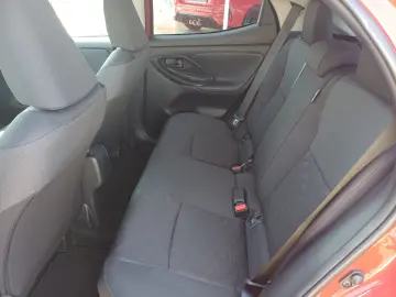 Toyota Yaris Dynamic 1.5 Hybrid 116 CP CVT