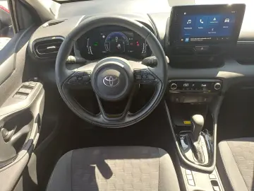 Toyota Yaris Dynamic 1.5 Hybrid 116 CP CVT