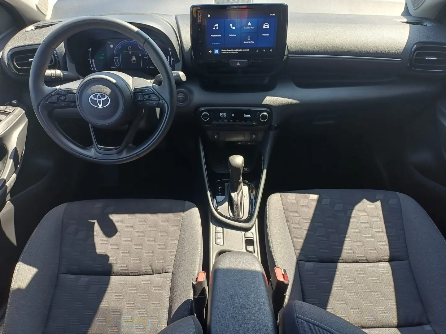 Toyota Yaris Dynamic 1.5 Hybrid 116 CP CVT