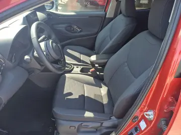Toyota Yaris Dynamic 1.5 Hybrid 116 CP CVT