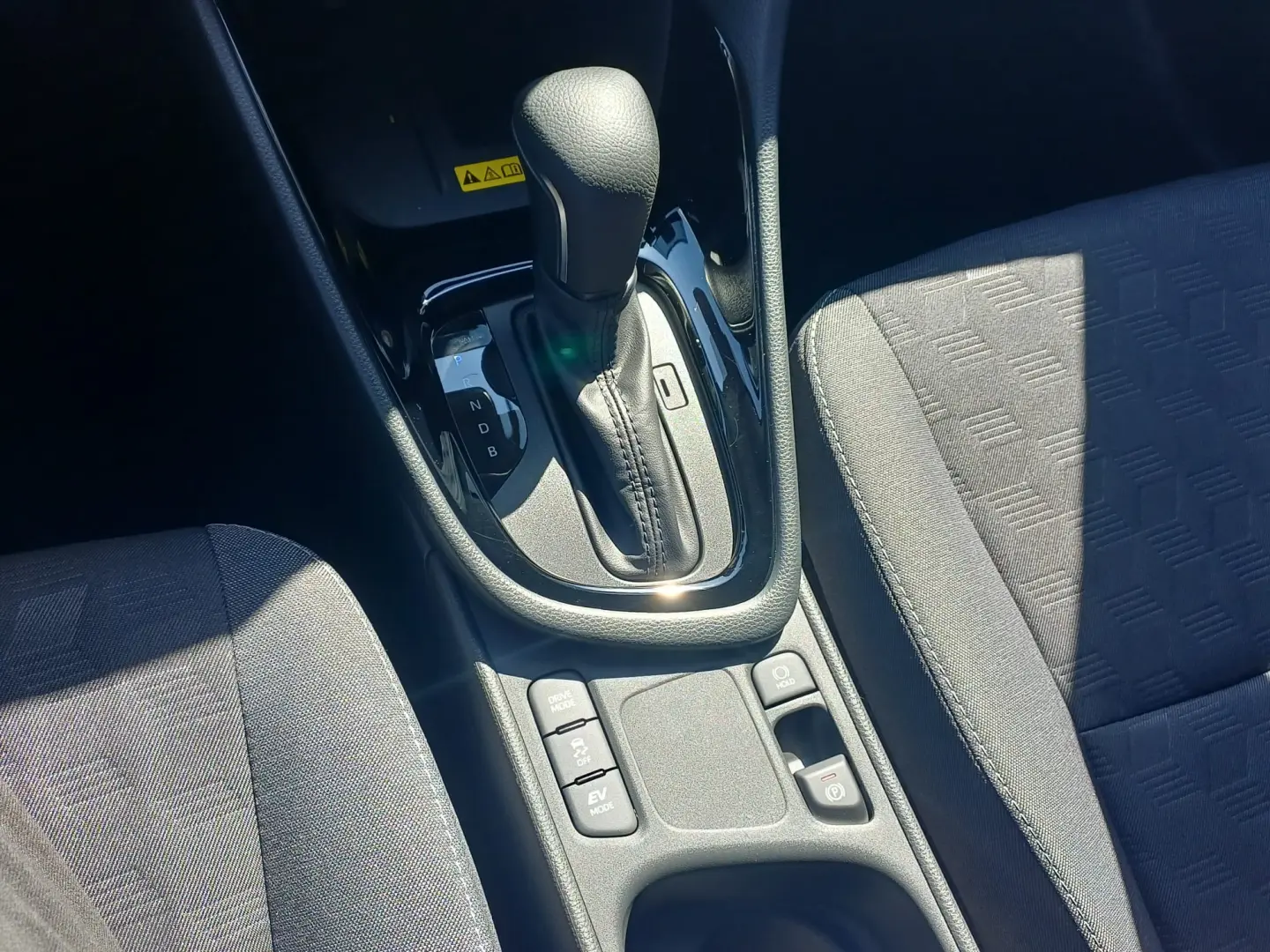 Toyota Yaris Dynamic 1.5 Hybrid 116 CP CVT