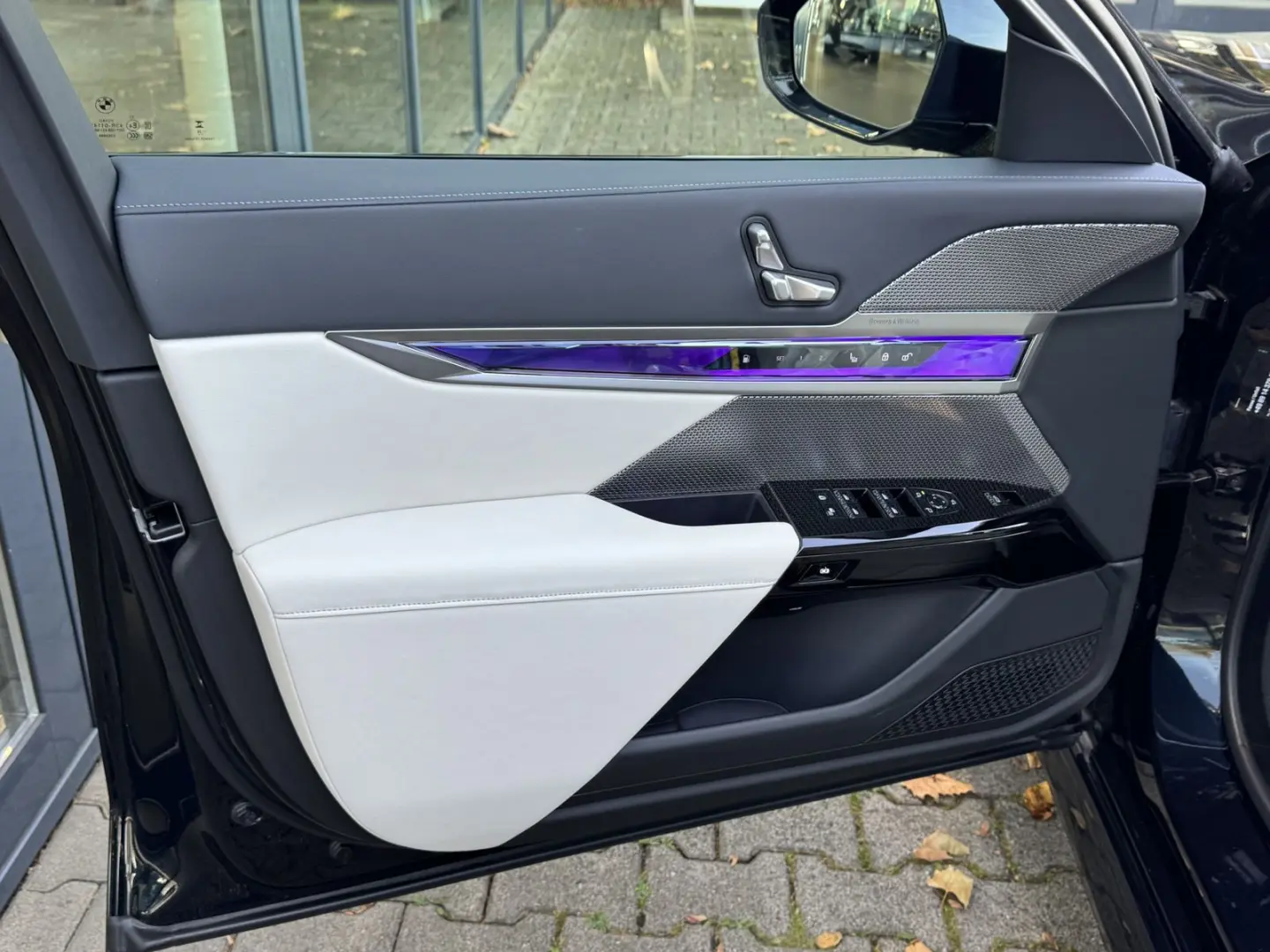 750e xDrive M Sport Pro Massage v+h Sitzbel. v+h