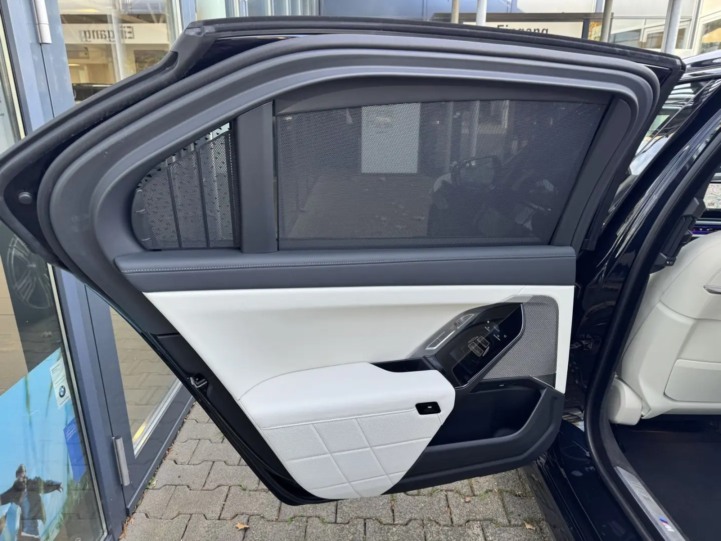 750e xDrive M Sport Pro Massage v+h Sitzbel. v+h