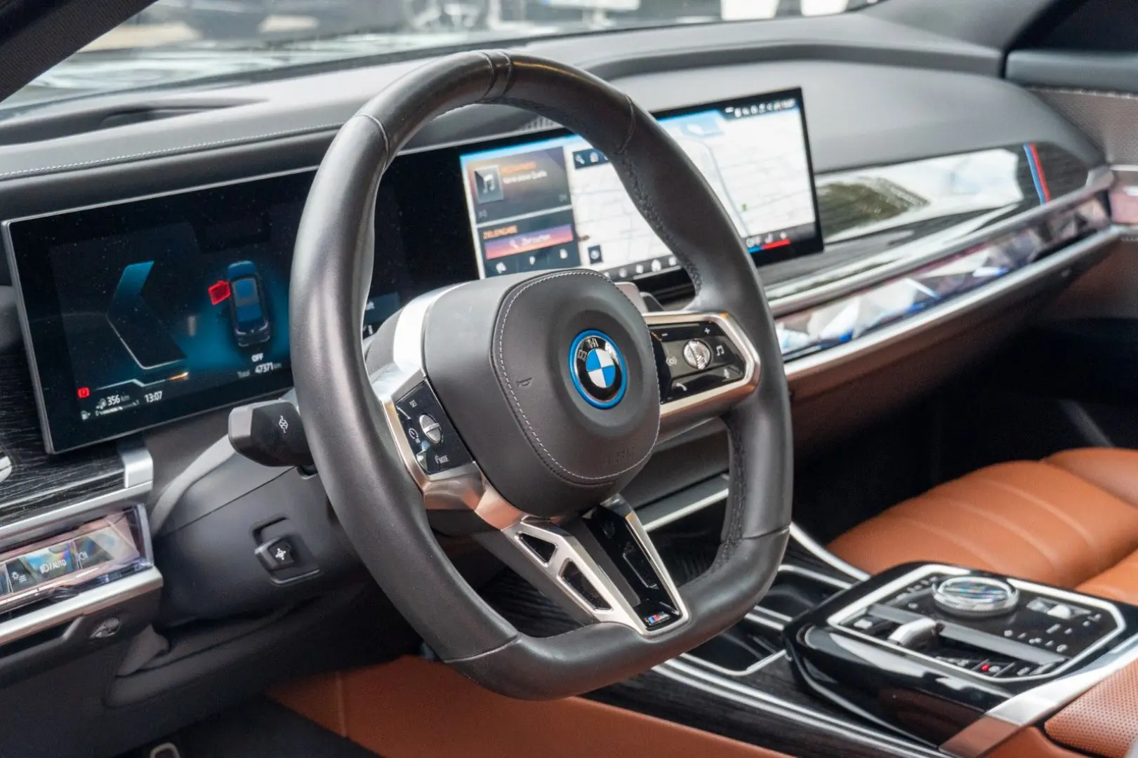 750e M SPORT.CONNOISSEUR.FOND.INDIVI.EXECUTIVE