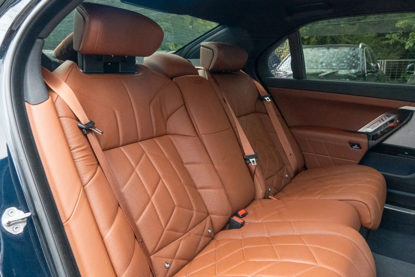 750e M SPORT.CONNOISSEUR.FOND.INDIVI.EXECUTIVE