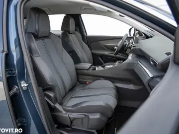 Peugeot 3008 Hybrid 225 e-EAT8 Allure Pack