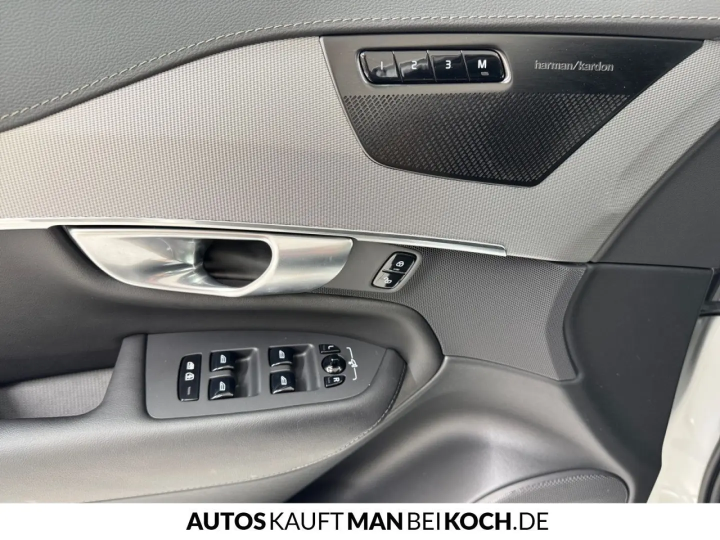 Volvo XC90 T8 AWD Plus Dark Plug-In ACC BLIS