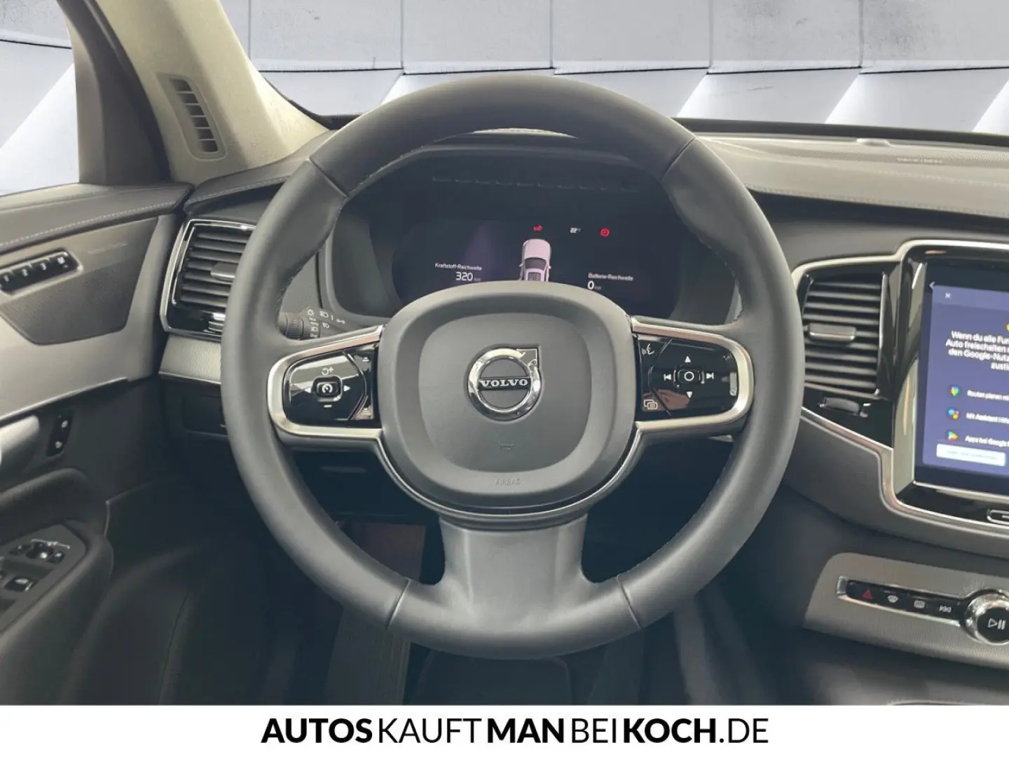 Volvo XC90 T8 AWD Ultimate Bright H K PANO HUD