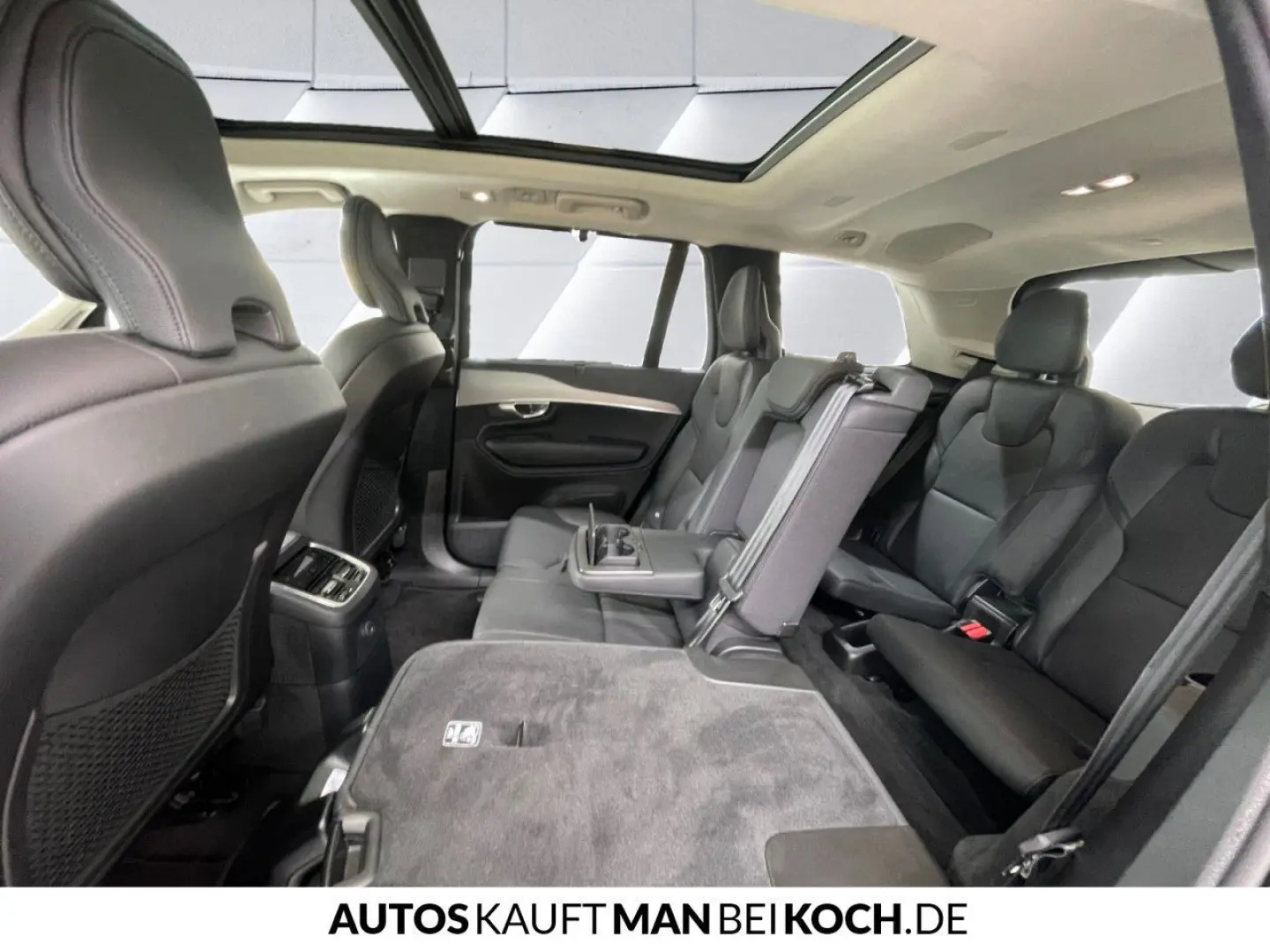 Volvo XC90 T8 AWD Ultimate Bright H K PANO HUD