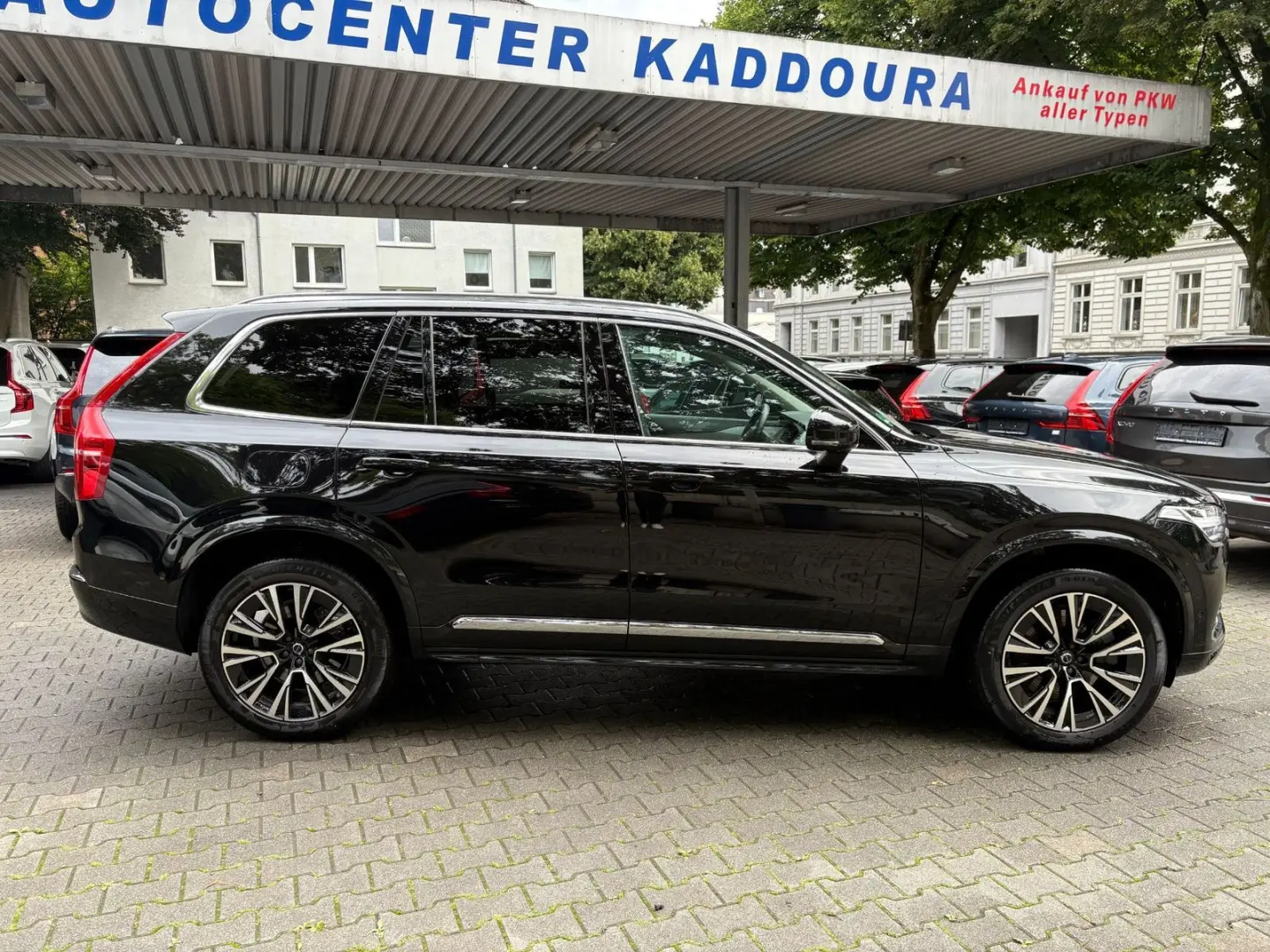 Volvo XC90 T8 Ultra Bright B&W Head-Up 360