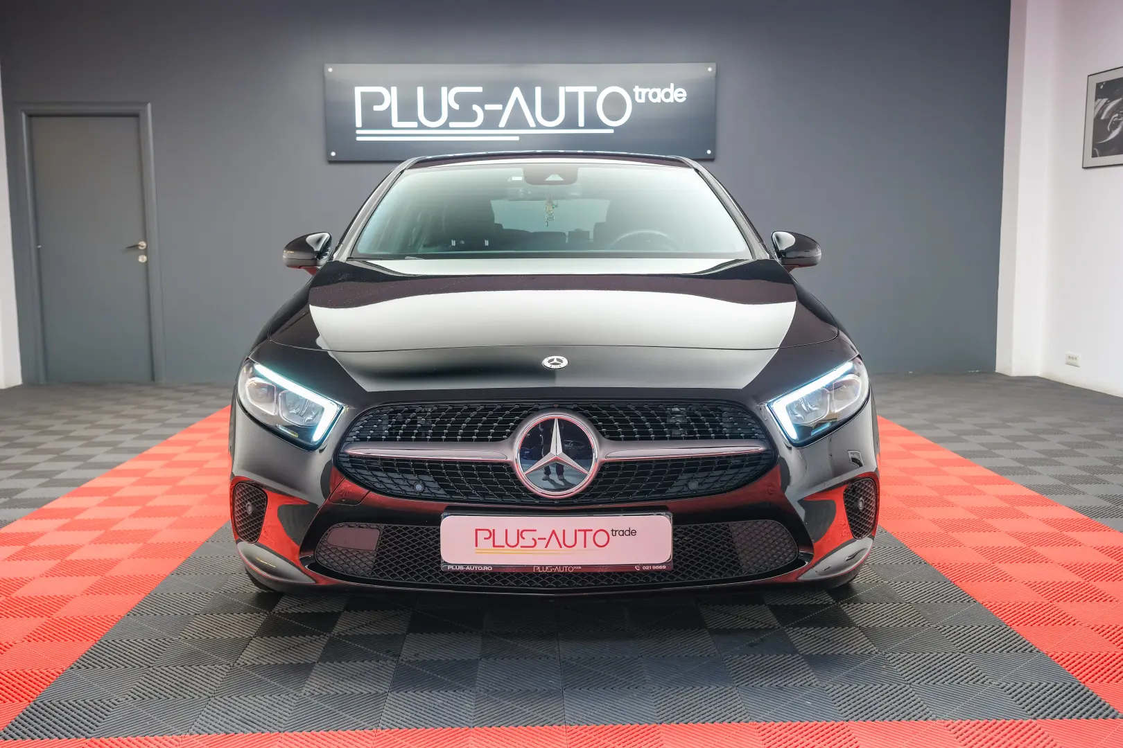 Mercedes-Benz A 180