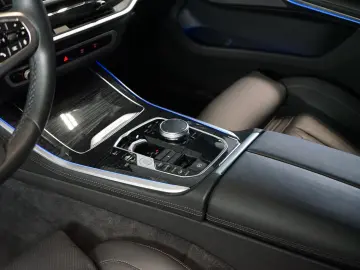 X5 40d M