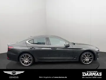 Genesis G70 2.0T AWD Luxury