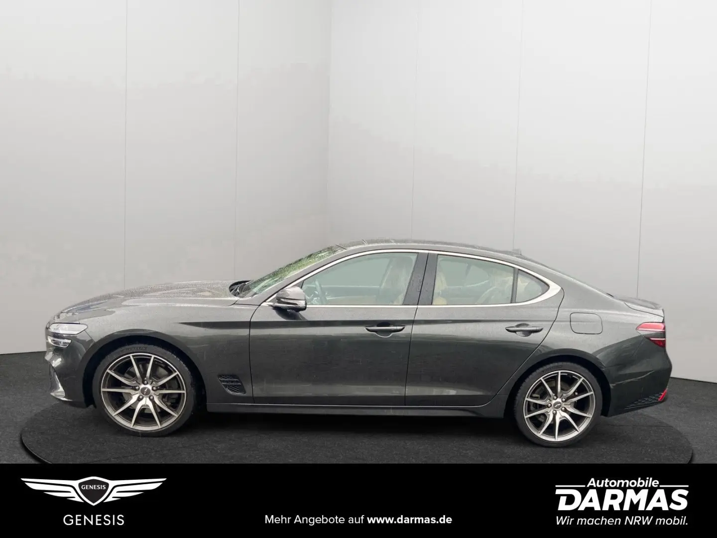 Genesis G70 2.0T AWD Luxury
