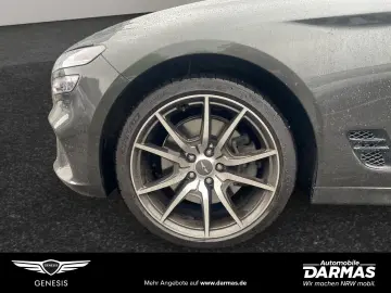 Genesis G70 2.0T AWD Luxury
