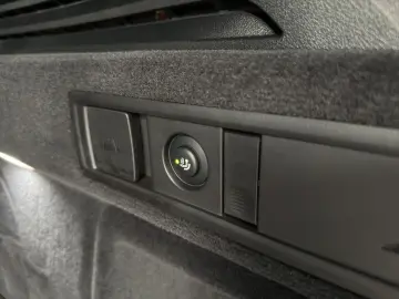X5 xDrive50e M-Sport LED NAVI 360° H/K AHK 22