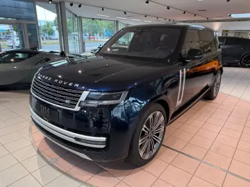 Range Rover P 530 LWB Autobiography 7-Sitzer