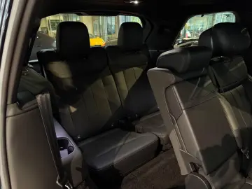 Range Rover P 530 LWB Autobiography 7-Sitzer
