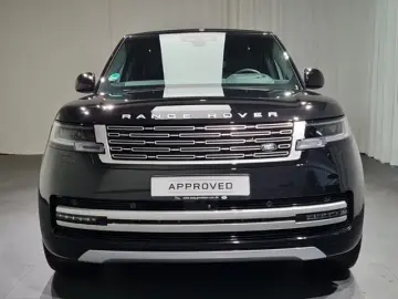 Range Rover P550e Autobiography
