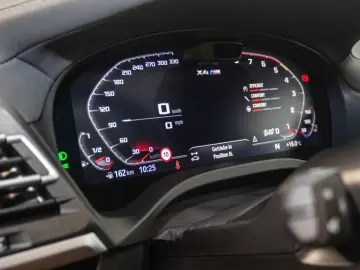 X4 M Competition+Panorama+Navi+Kamera+eSitze+HUD