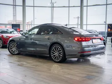 Audi A8 60 TFSI e quattro Tiptronic