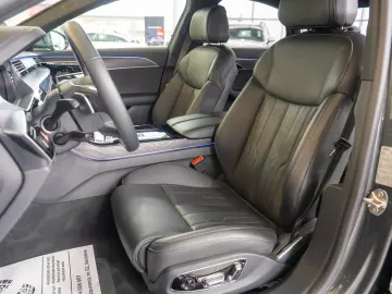 Audi A8 60 TFSI e quattro Tiptronic