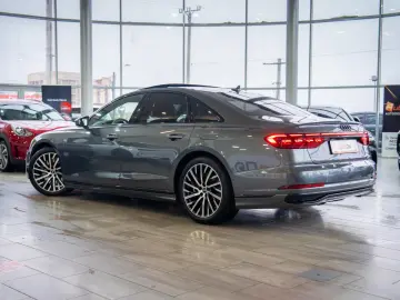 Audi A8 60 TFSI e quattro Tiptronic