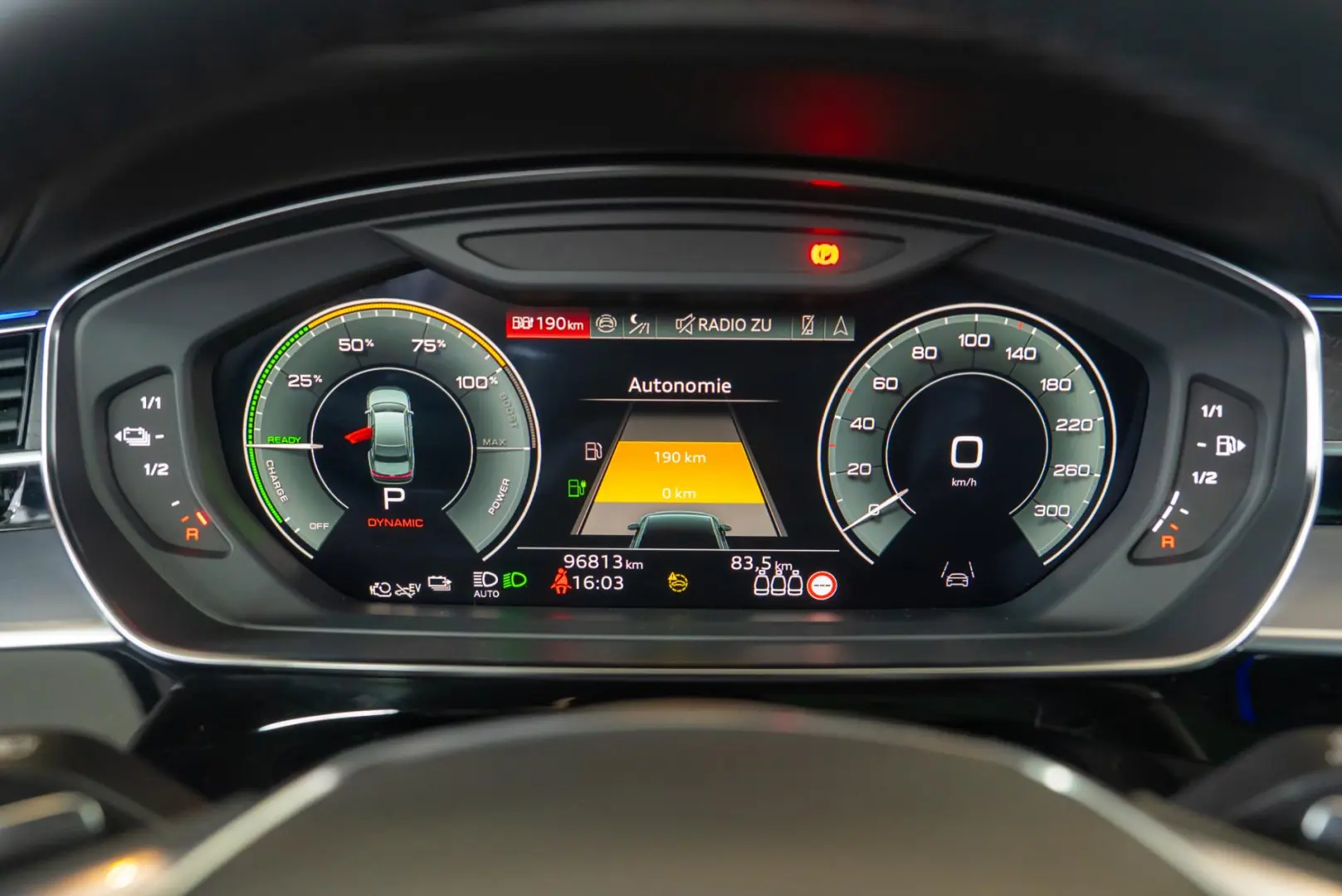 Audi A8 60 TFSI e quattro Tiptronic