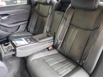 Audi A8 60 TFSI e quattro Tiptronic