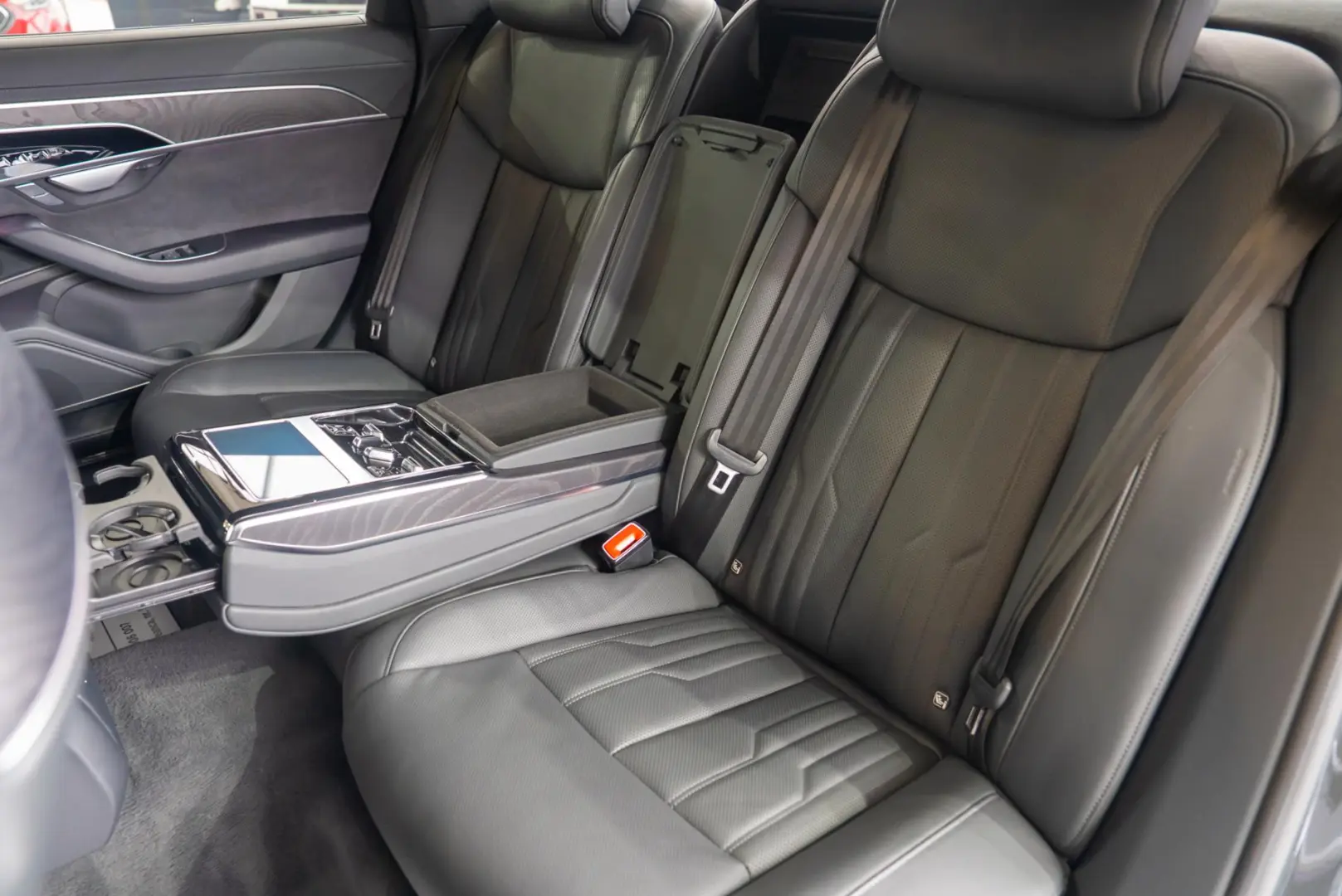 Audi A8 60 TFSI e quattro Tiptronic