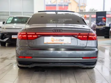 Audi A8 60 TFSI e quattro Tiptronic