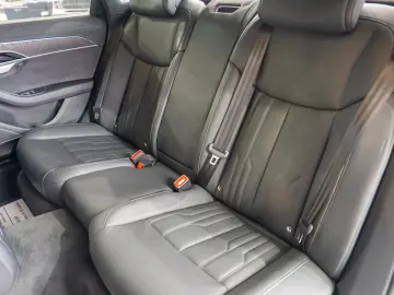 Audi A8 60 TFSI e quattro Tiptronic