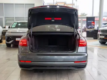 Audi A8 60 TFSI e quattro Tiptronic