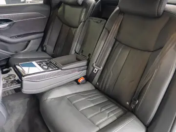 Audi A8 60 TFSI e quattro Tiptronic