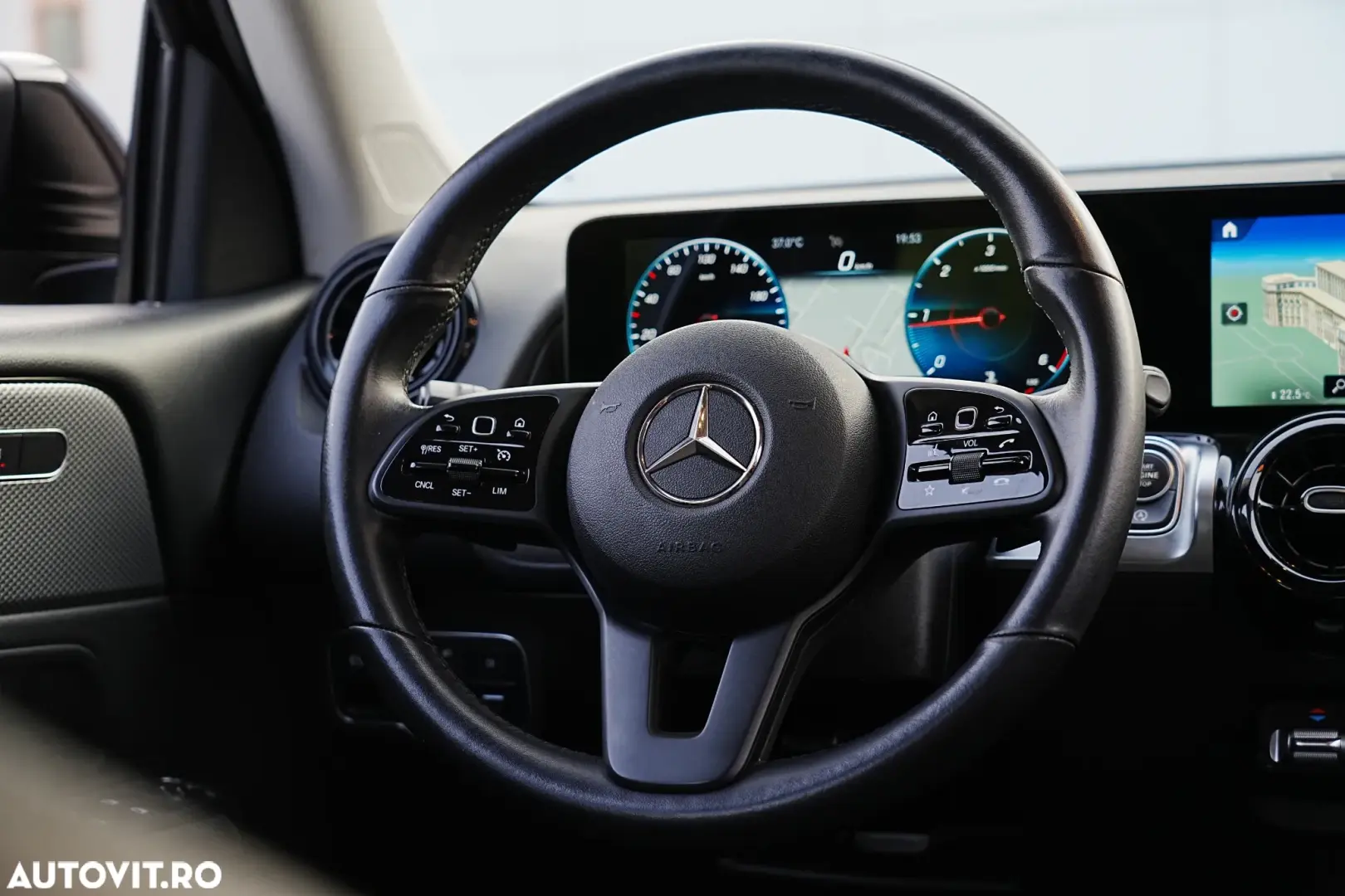 Mercedes-Benz GLB 200 d 8G-DCT