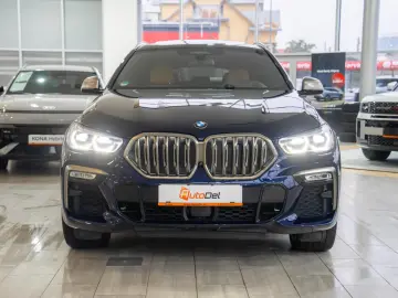 BMW X6 M50D