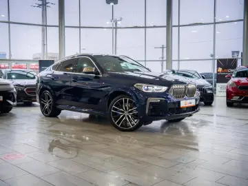 BMW X6 M50D