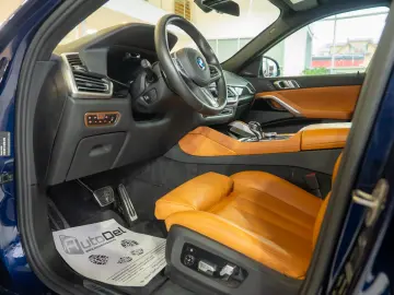 BMW X6 M50D