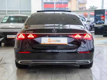 Mercedes-Benz E-Class 200 9G-TRONIC