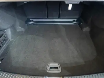 Mercedes-Benz E-Class 200 9G-TRONIC