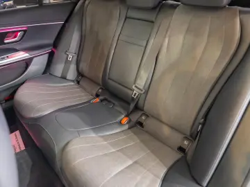 Mercedes-Benz E-Class 200 9G-TRONIC