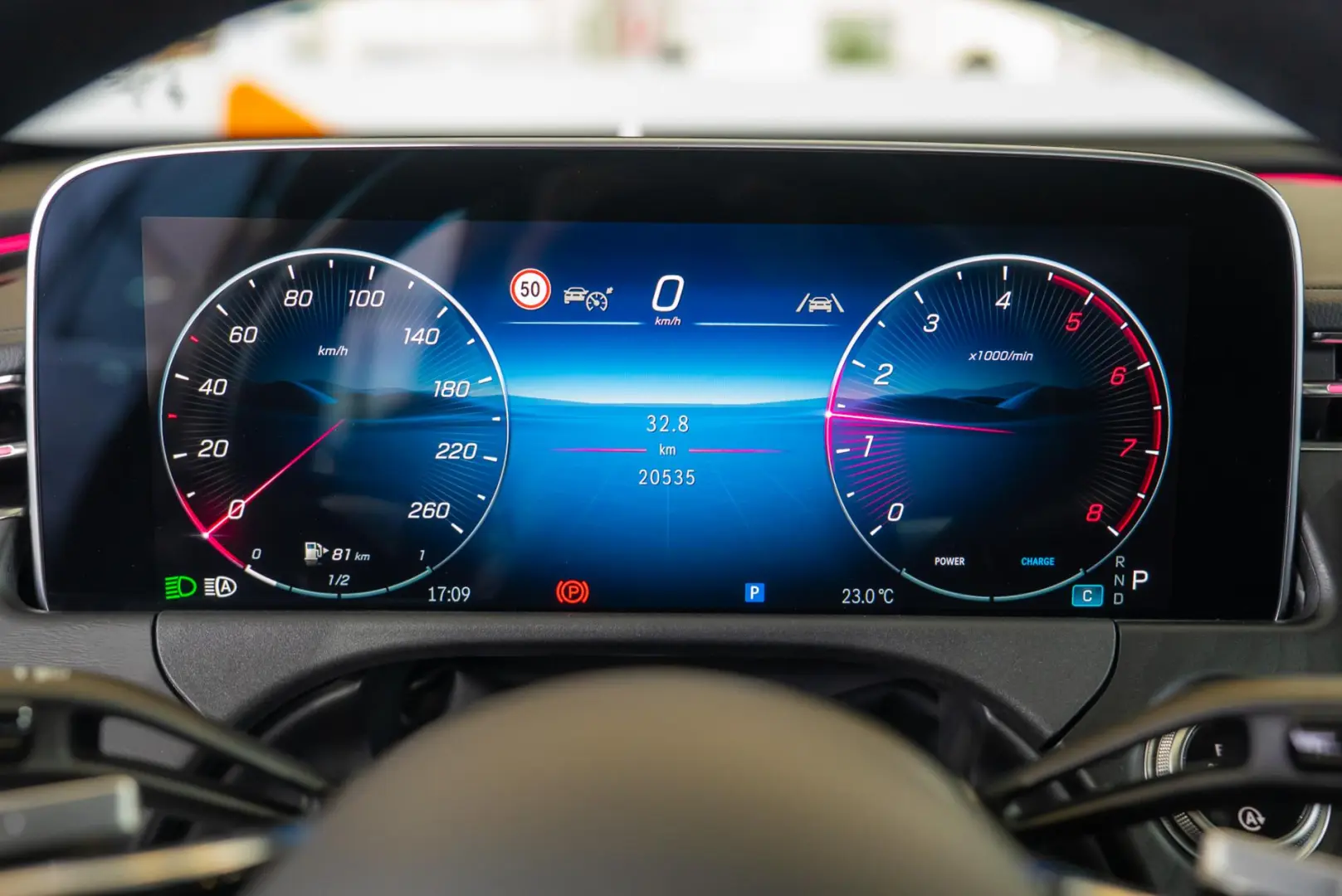 Mercedes-Benz E-Class E200