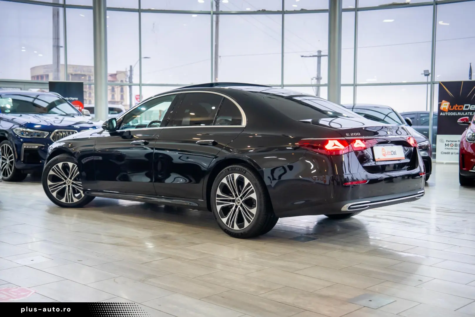 Mercedes-Benz E-Class E200