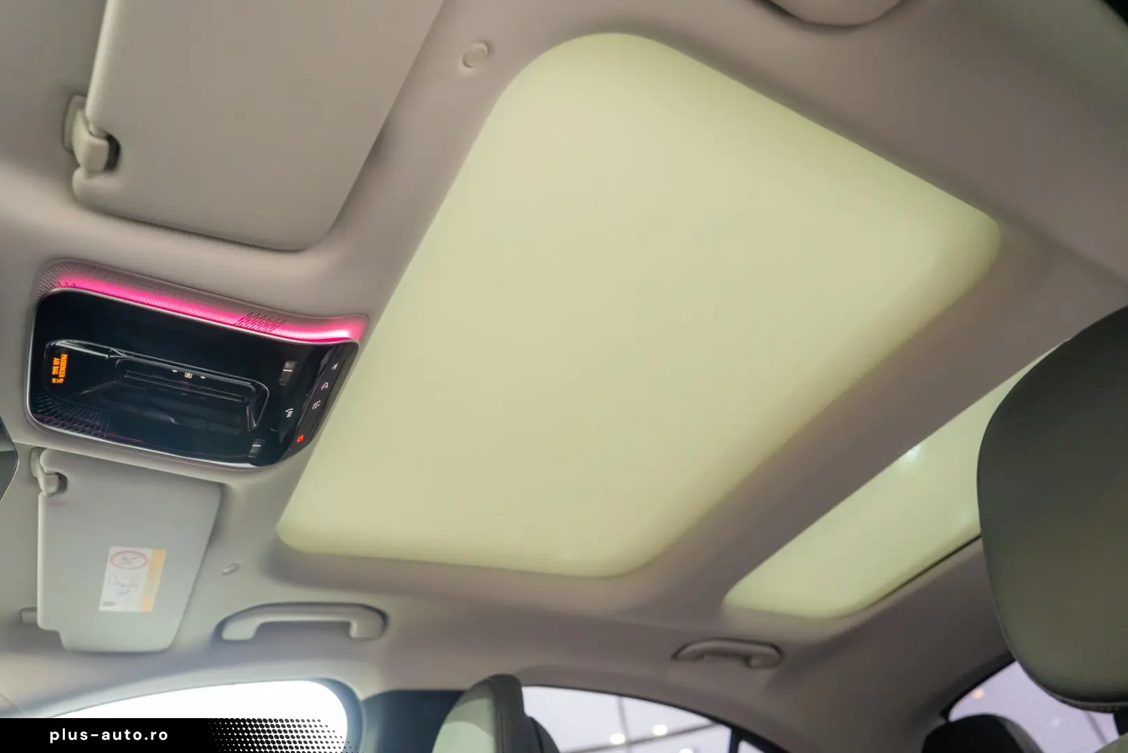 Mercedes-Benz E-Class E200