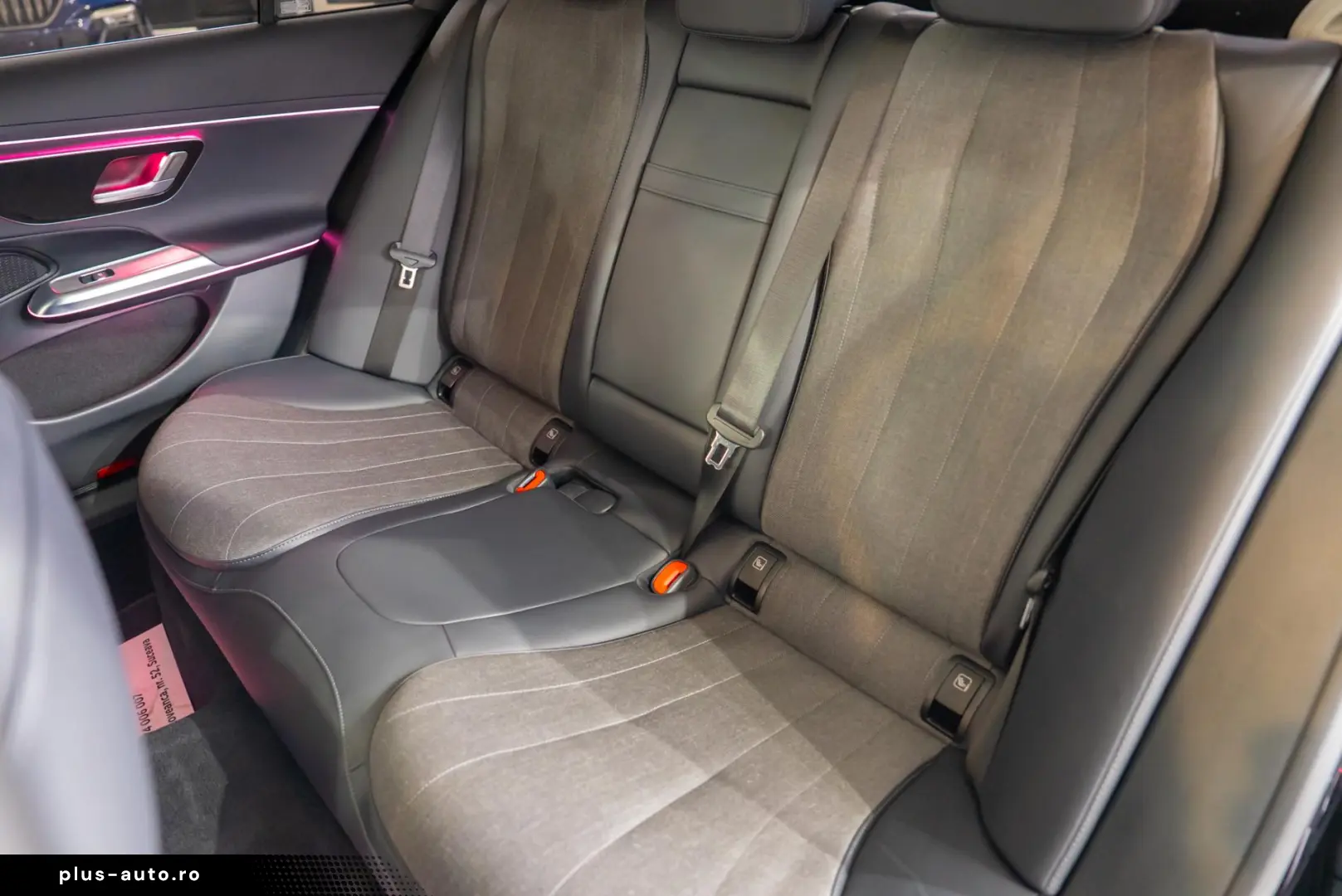 Mercedes-Benz E-Class E200