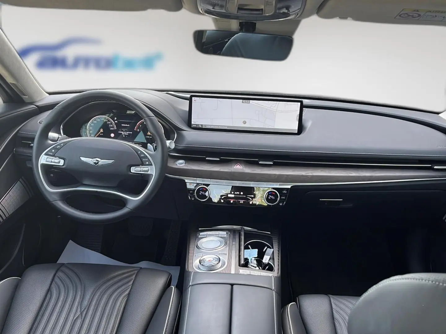 Genesis  G80 2.5T AWD Luxury, Innovation