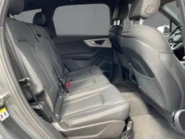 Q7 50 TDI QU S-LINE