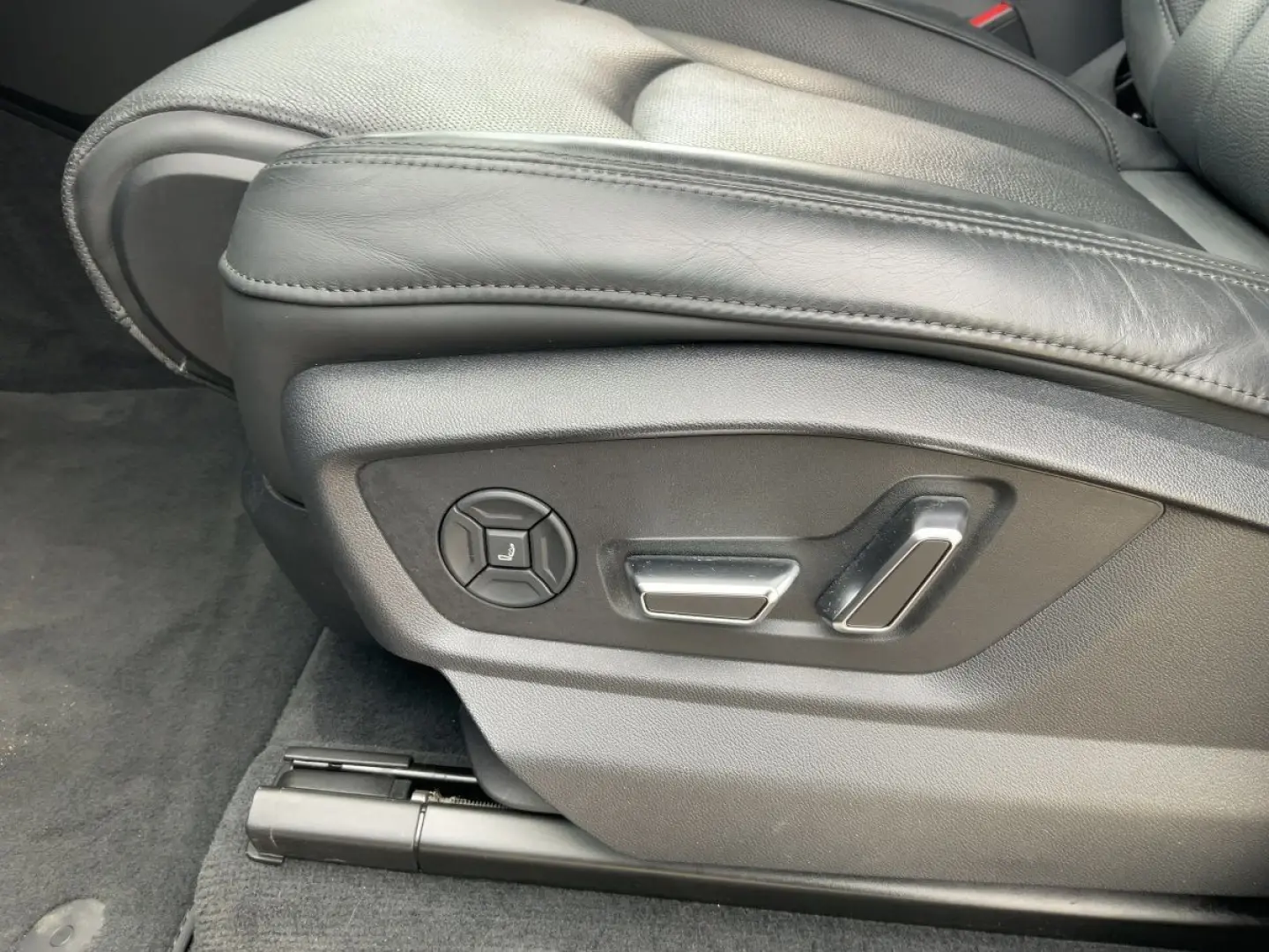 Q7 50 TDI QU S-LINE