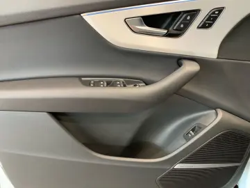 Q7 50 TDI quattro