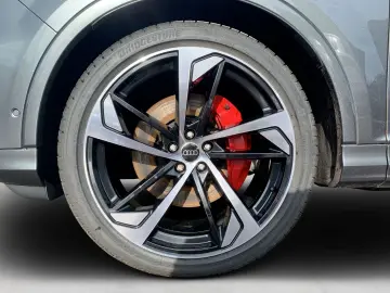Q7 SUV 50 TDI quattro competition